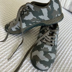NOBULL CAMO WOMENS CROSSFIT TRAINING SHOES 7.5 like NEW